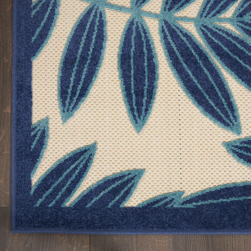 Tapis bleu marine intérieur / extérieur Eaglin, Rectangle 6 pi x 9 pi