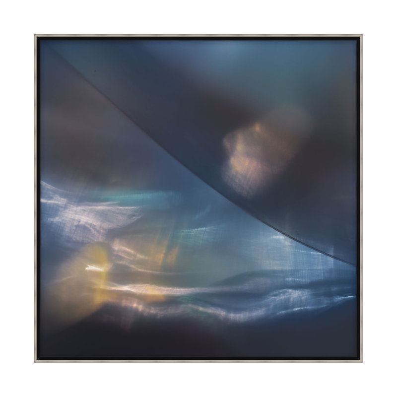 "Profondeurs de l'indigo 1", reproduction sur toile par Grace Carlon, H 50,25 po x l 50,25 po