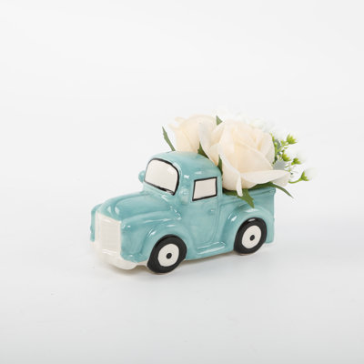 Rose Arrangement in Planter