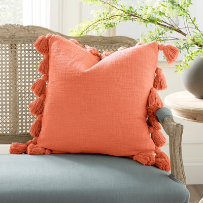 Woven Cotton Slub Pillow with Tassels