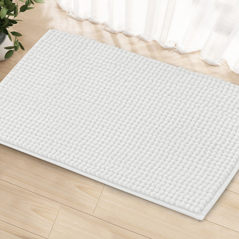 Tapis pour salle de bain Azriah Luxury Chenille, L 16 po x L 24 po, Blanc