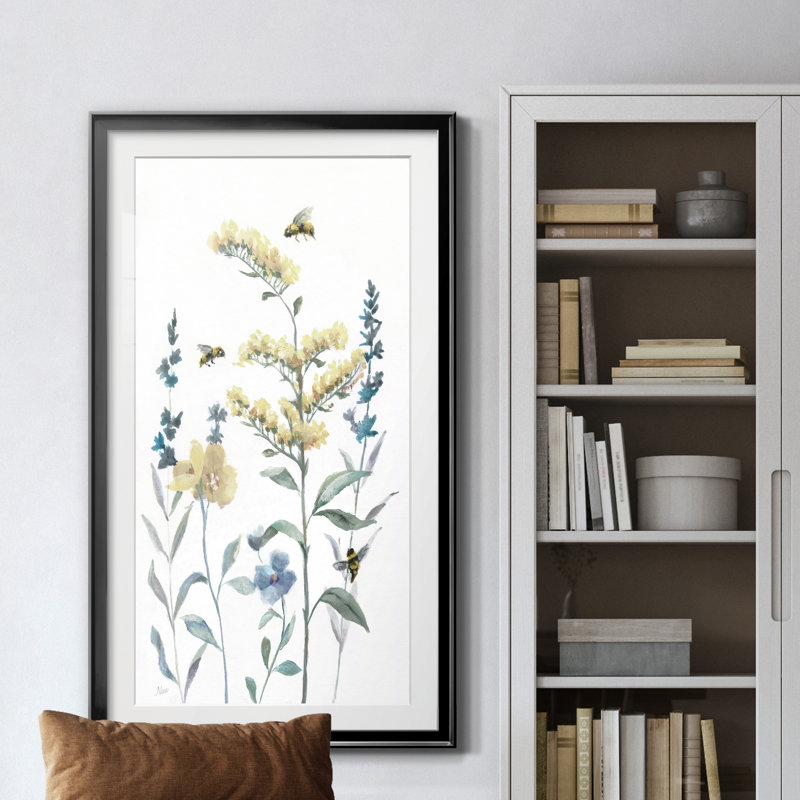 Bumble Bee Garden II - peinture encadrée, Noir, H 10,5 po x l 18,5 po x P 1,5 po