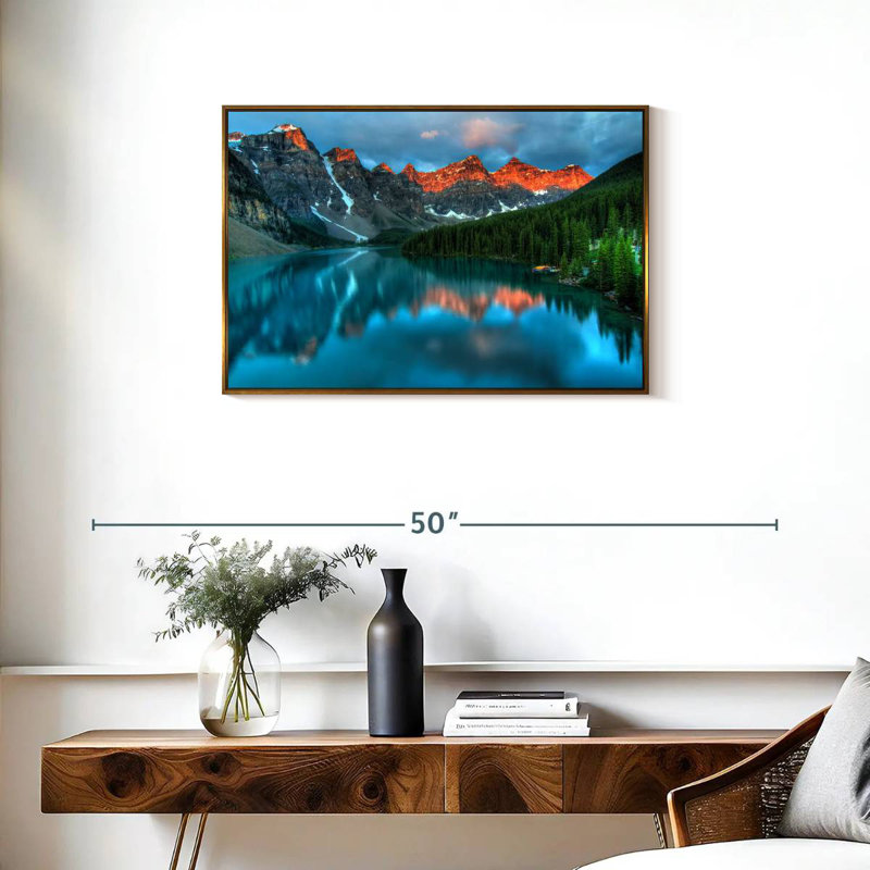 Tranquil Moraine Lake, Cadre flottant doré, 31 po x 21 po