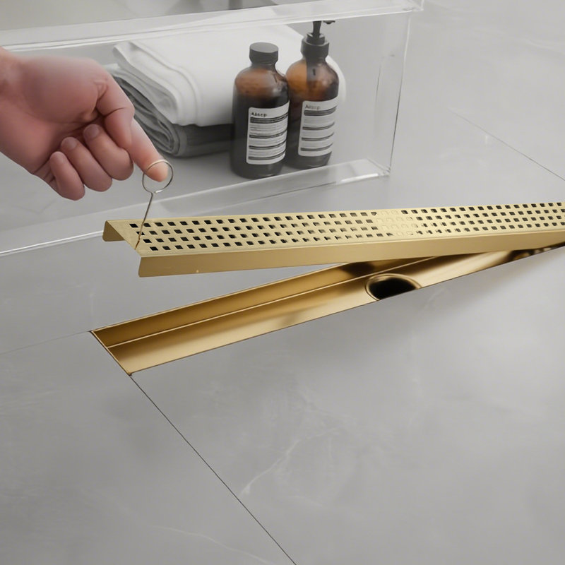 24 po Drain de douche linéaire en acier inoxydable avec couvercle carré en or brossé, Or brossé