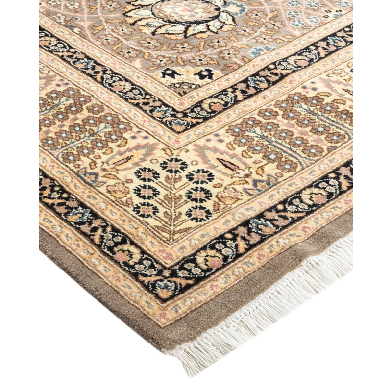 Classic One-of-a-Kind 6' 0" X 6' 3" Hand Knotted Area Rug