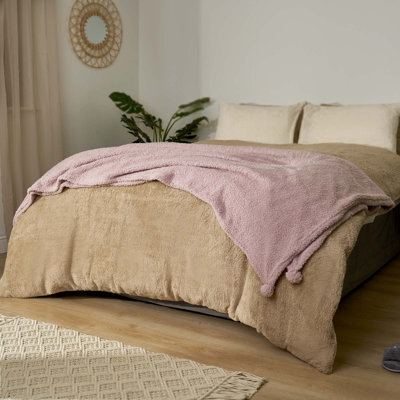 Kuebel Throw Blanket