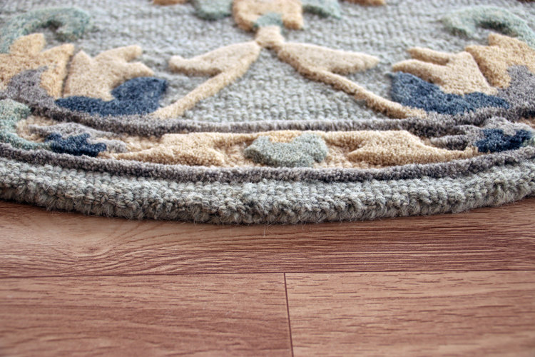 closeup of the pile of a hooked rug