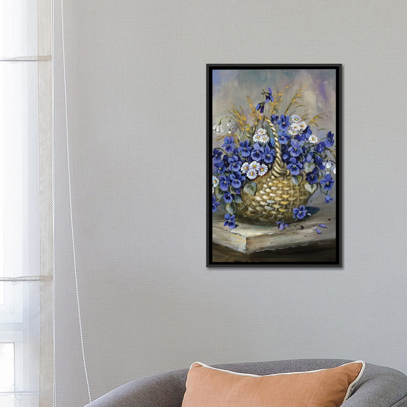 «Basket in Blue», reproduction sur toile, H 26 po x l 18 po x P 1,5 po, Toile avec cadre noir, Pas de tapis