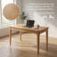 Bureau debout en bois massif avec tiroirs intégrés, conception minimaliste moderne avec bords lisses et fabrication durable-752803693