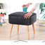 Pouf en velours de luxe avec pieds en bois gris foncé | 17,7 po x 17,7 po x 16,9 po | 100% velours, 35 éponges orthopédiques avec une épaisseur de 2,4 pouces | Idéale pour les décors bohémiens et scandinaves, elle est élégante et confortable-1268598998
