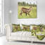 Antilope Waterbuck dans l'herbe verte - coussin imprimé animal-30721976-30721980