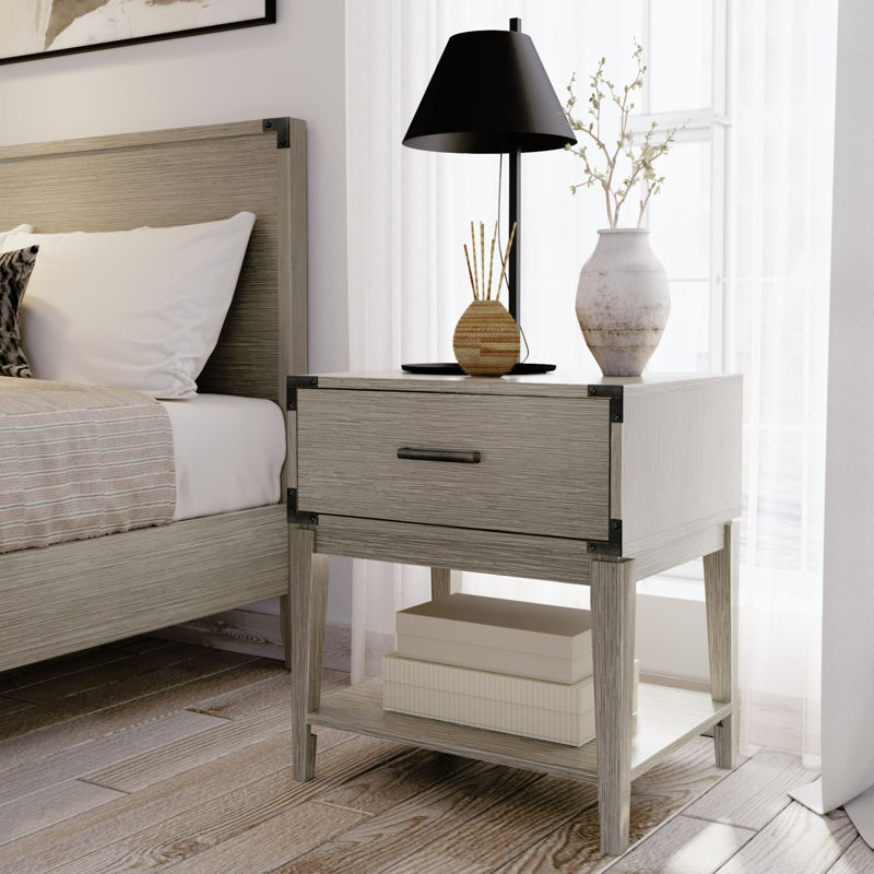 Aasir 19.25'' W Solid Wood Nightstand, Seashell Wirebrush