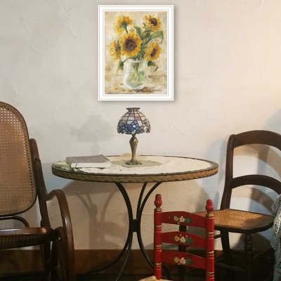 Reproduction encadrée prête à accrocher «M red Sunflowers Britton», cadre blanc