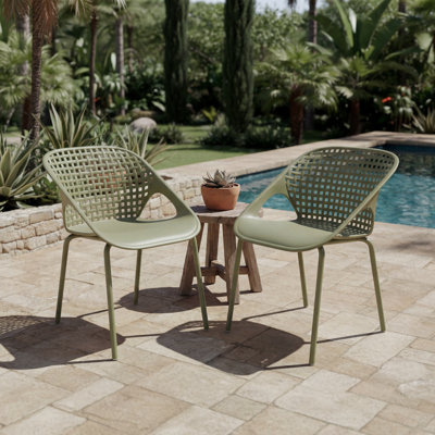 Chaise de salle à manger d'extérieur moderne en plastique et en métal avec dossier en treillis