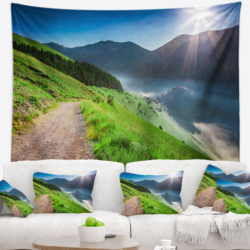 Montagnes de l'ombrie tapisserie sunrise ensoleillée Landscape, H 78 po x l 92 po