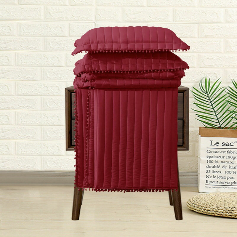 Alivea Throw Blanket, Red