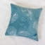 Coquillages bleus et spa-125133882