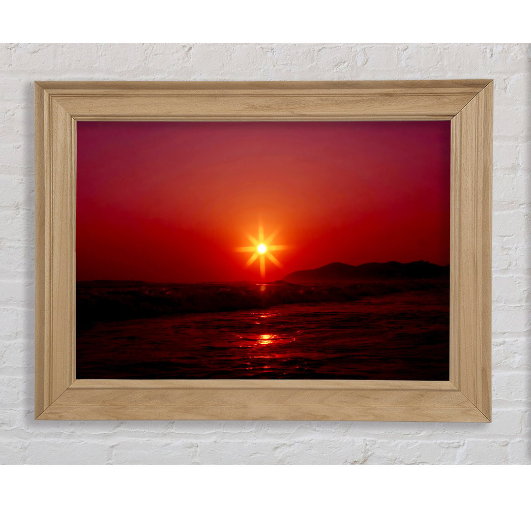 Sunstar Red Gerahmter Druck Wandkunst