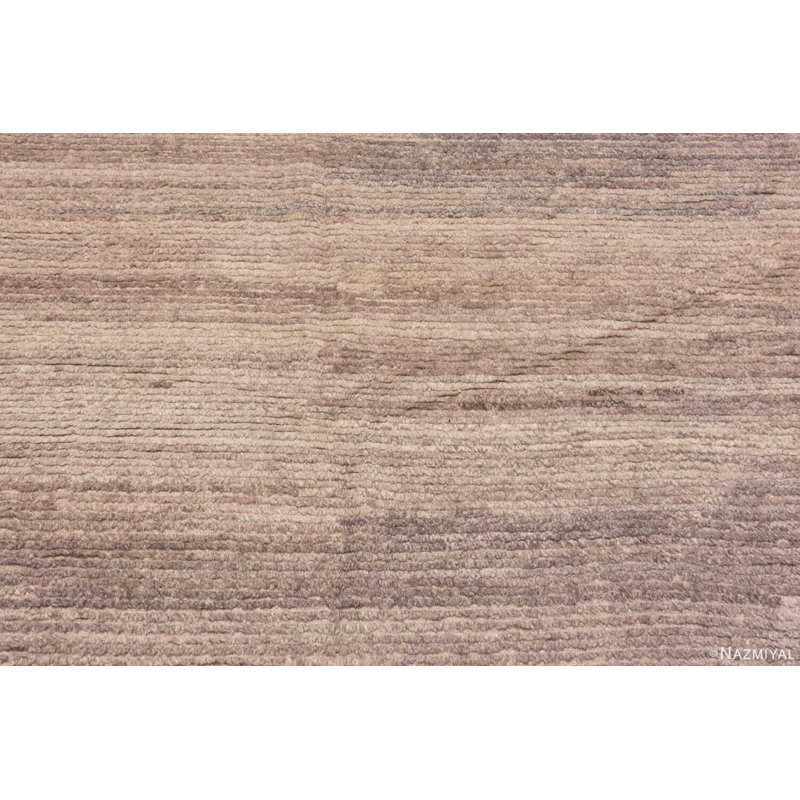 Tapis marocain moderne surdimensionné beige