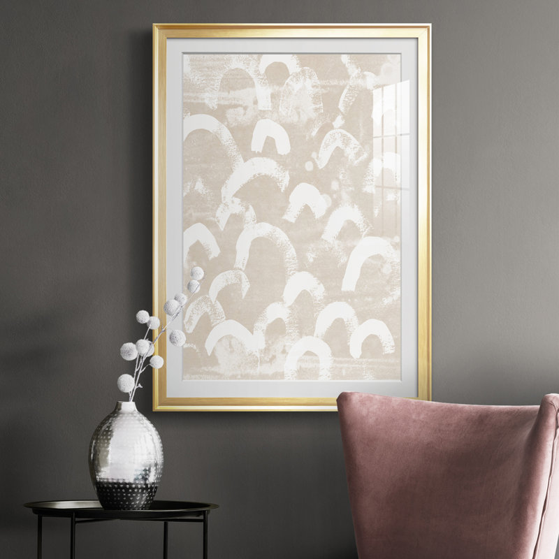 Terre gravée II, reproduction encadrée de qualité supérieure - prête à être accrochée, H 36,5 po x l 26,5 po x P 1 po, Or