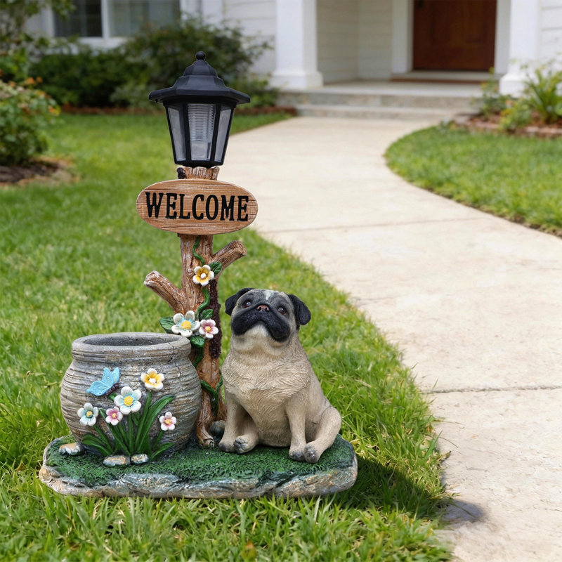 Statue de planteur de chien carlin assis
