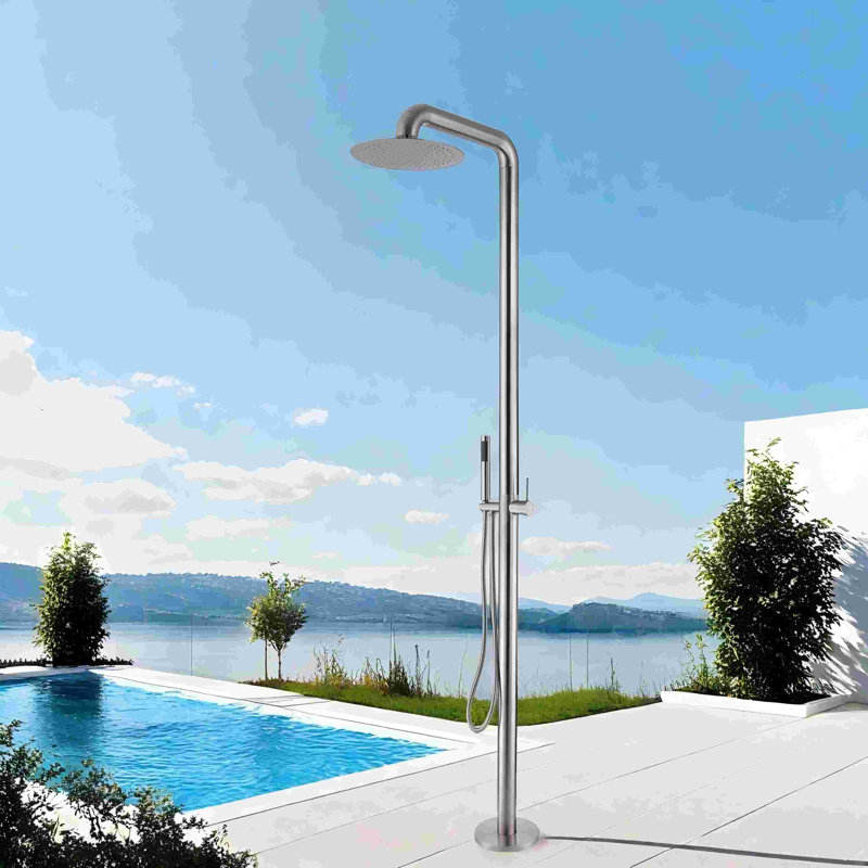 Système de douche autoportant extérieur en acier inoxydable avec douche à main H 84,26 po ShowerTec, Nickel brossé