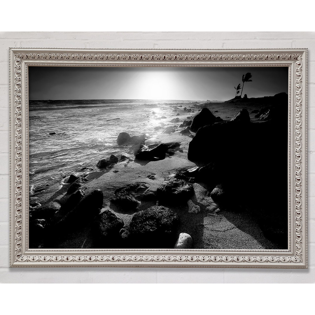 Gerahmtes Leinwandbild Sun Blaze Ocean B N W