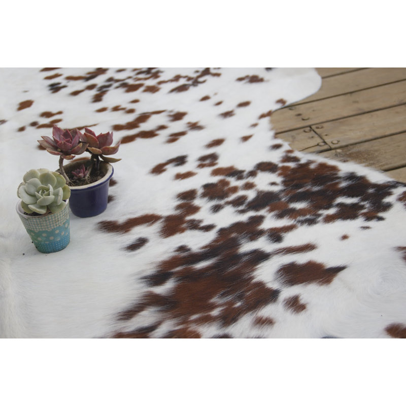 Tapis brun en cuir de vache véritable Norfolk
