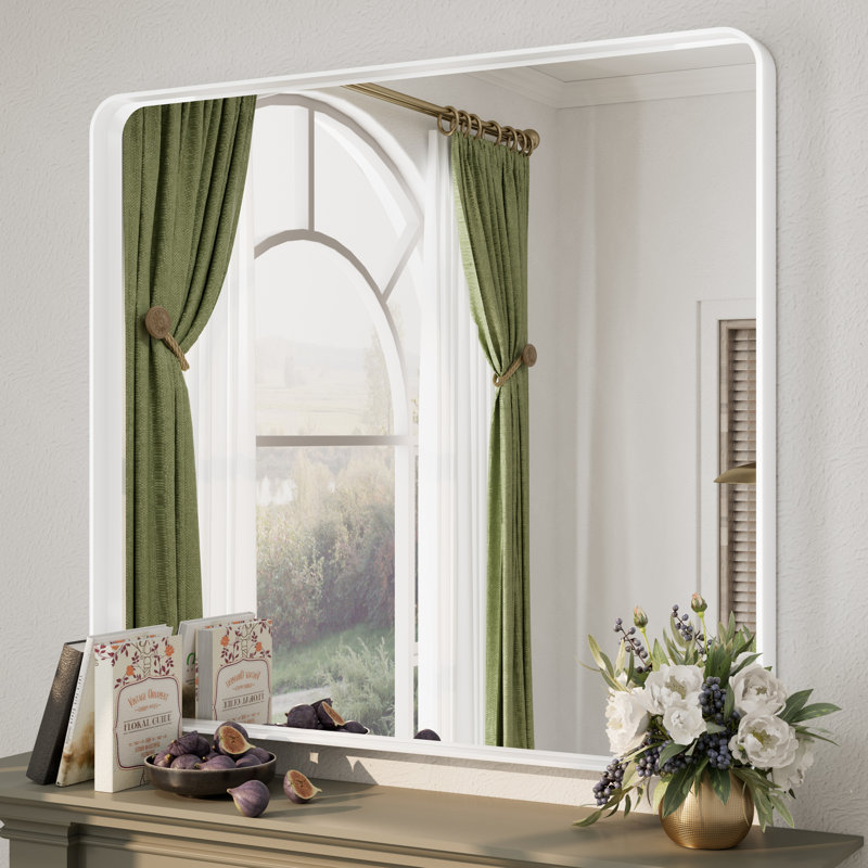 Miroir mural Aevar, 40 po x 36 po, Blanc mat