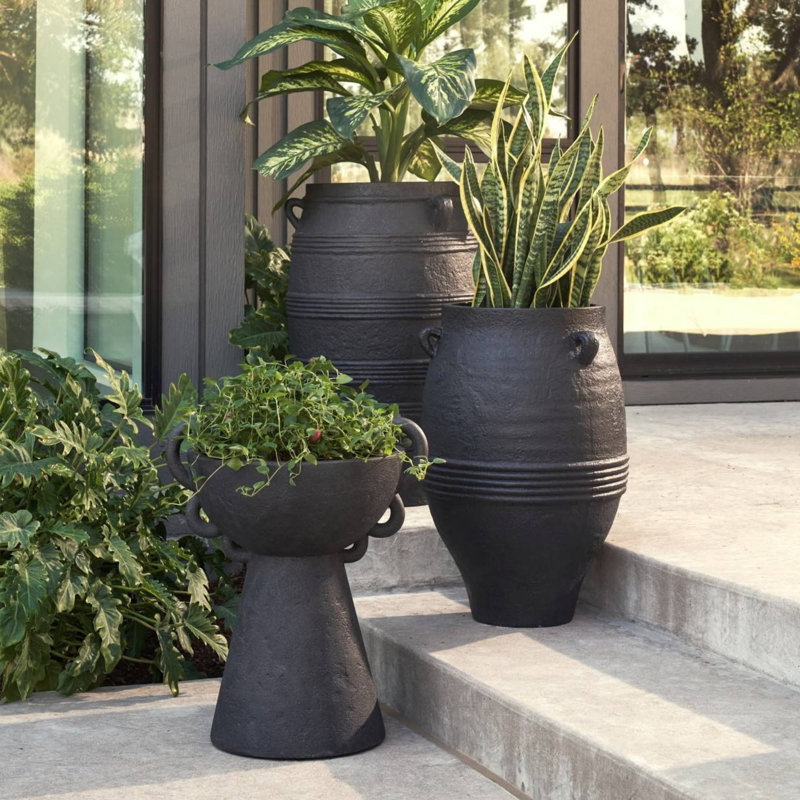 Chicago Small Outdoor Planter