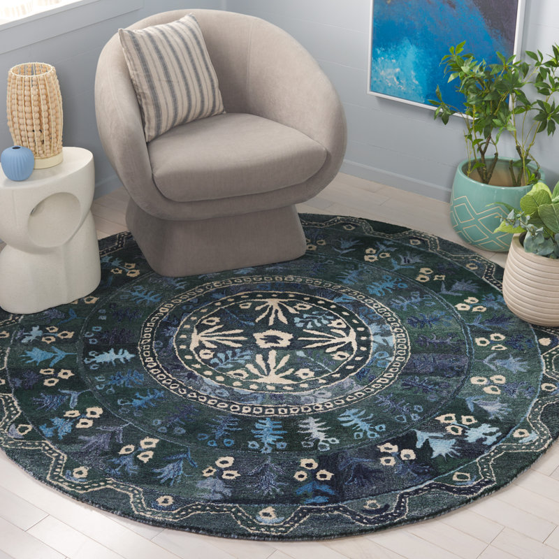 Malvene Hand Tufted Performance Southwestern Rug, Round 6'