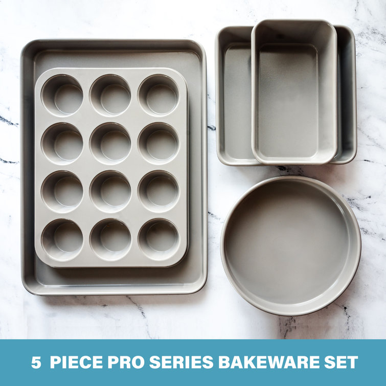  Silicone Bakeware Set, 18-Piece Set including Cupcake Molds,  Muffin Pan, Bread Pan, Cookie Sheet, Bundt Pan, Baking Supplies by Classic  Cuisine: Home & Kitchen