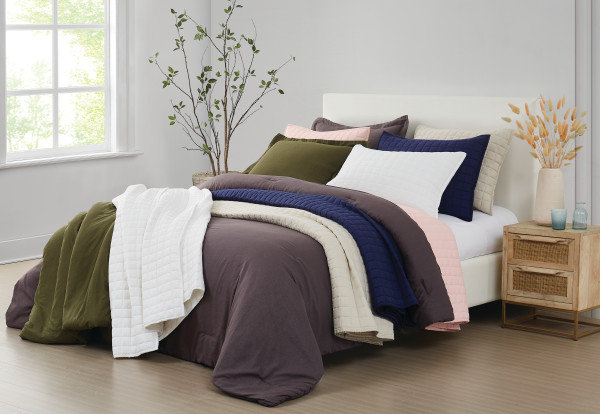 Nena Bedding, 1 édredon de très grande taille et 2 taies déco, Vert olive
