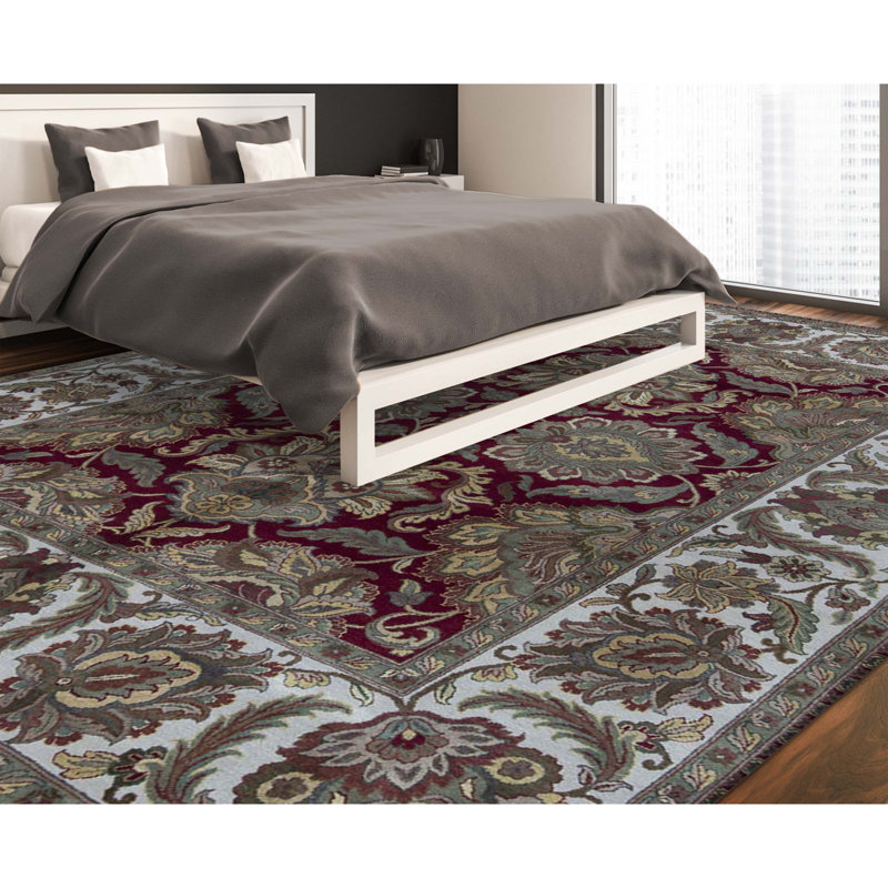 Trinity Wool Oriental Area Rug in Rose/Ivory/Gray