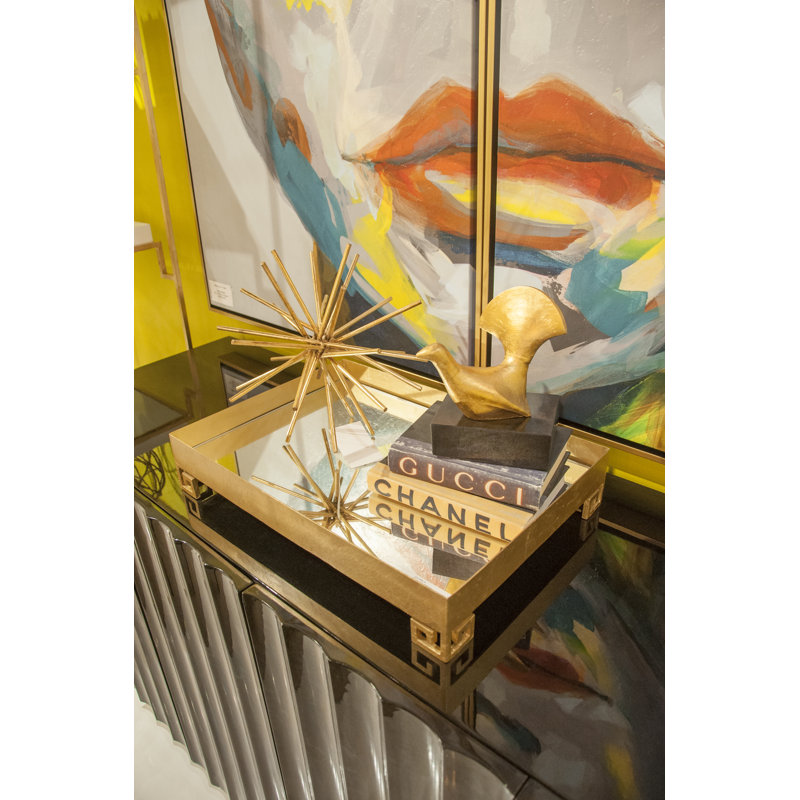 Julian Tray, Gold
