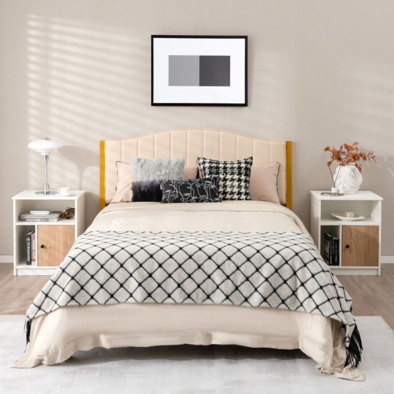 Ismaiel 20.5'' W Nightstand