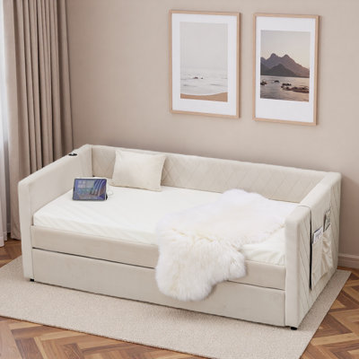 Diamond Grid Velvet Daybed With Usb Charging, Side Pocket And Trundle