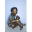 Statue de fille qui caresse son chien en bronze - Sculpture en cire perdue Siobhan, L 13 po x l 18 po x H 18 po
