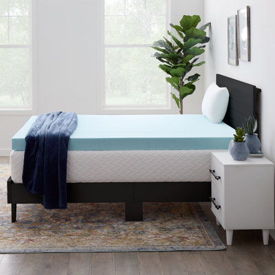 Surmatelas en mousse viscoélastique imprégnée de gel et d'aloès de 4 po Lucid - simple TG