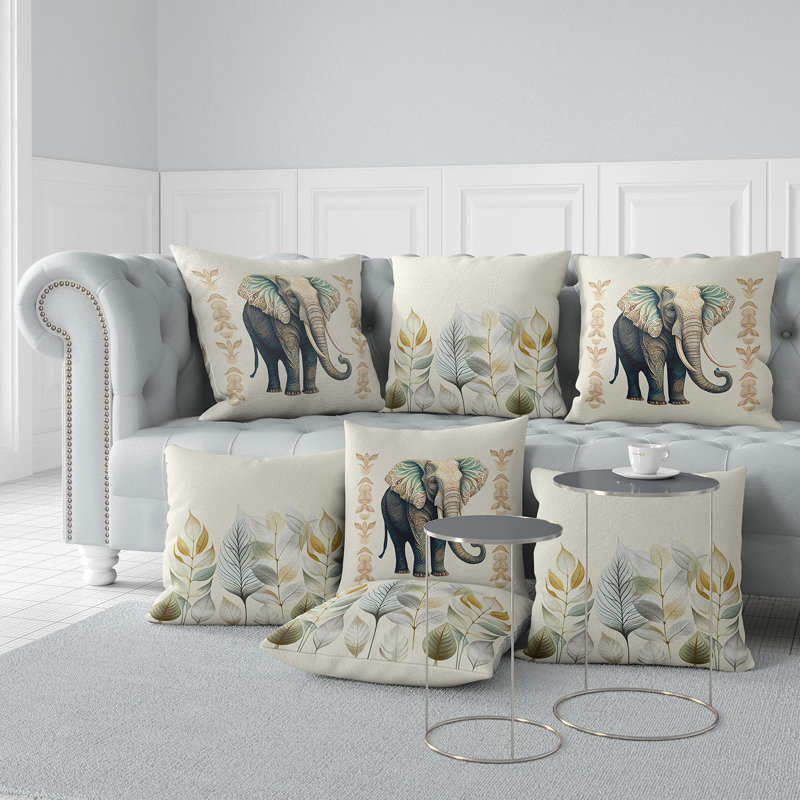 Coussin Elephant Lines, 16 po x 16 po