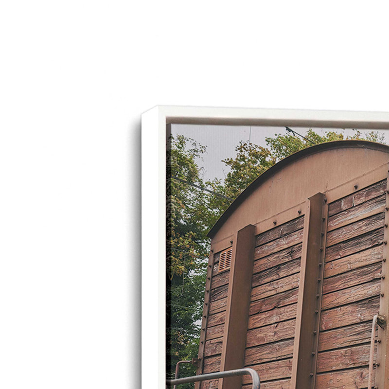 «Railroad Car I» par Martin Podt, reproduction d'art, H 9,5 po x l 13,5 po, Blanc, Toile avec cadre