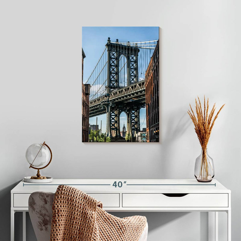 Lilie Manhattan Bridge Focus, 24" H x 16" W