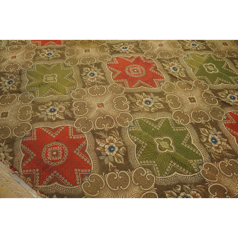 Tapis noué géométrique antique