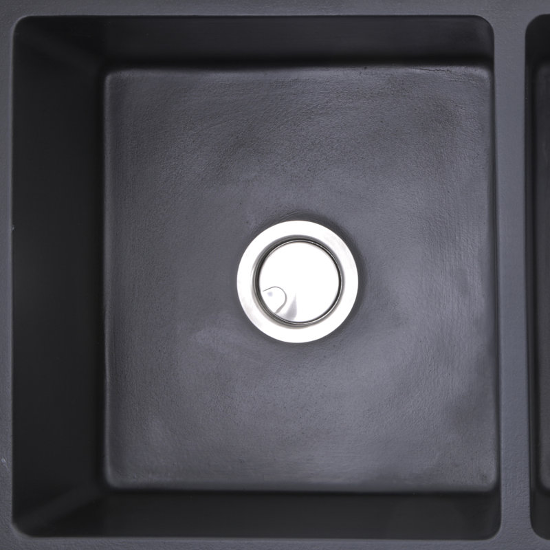 Vineyard 33'' L Farmhouse Double Basin Kitchen Sink, Matte Black