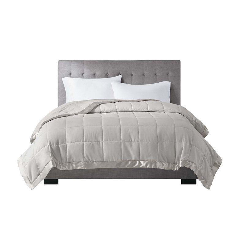 Couverture légère en duvet synthétique avec garniture en satin gris très grand, Gris, L 90 po x l 108 po