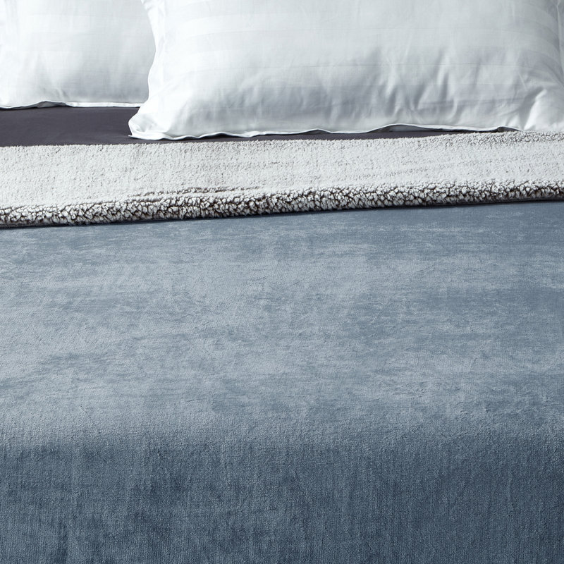 Couverture en flanelle Zakary Sherpa, Grand, Bleu pâle
