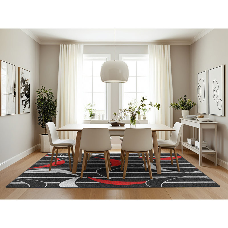 Tapis noir/rouge à motifs, Rectangle 7 pi x 10 pi