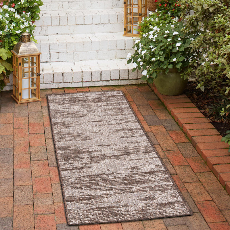 Tapis brun intérieur / extérieur moderne Cartago, Tapis de couloir 2 pi 11 po x 10 pi