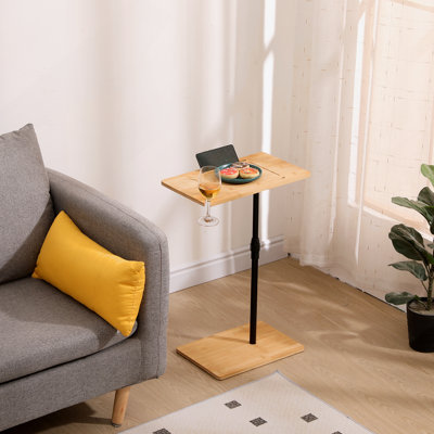 Table de bout en bambou en forme de C avec hauteur réglable et rangement, parfaite pour le salon et la chambre à coucher