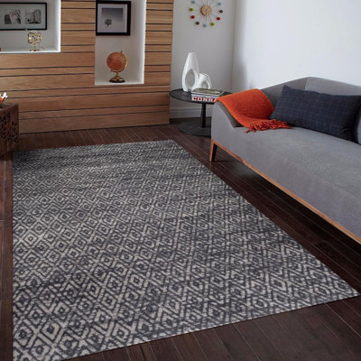 Forkland Geometric Indoor Rug